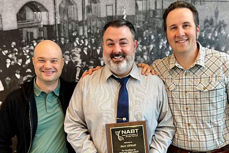 Stewart wins national biology teachers award